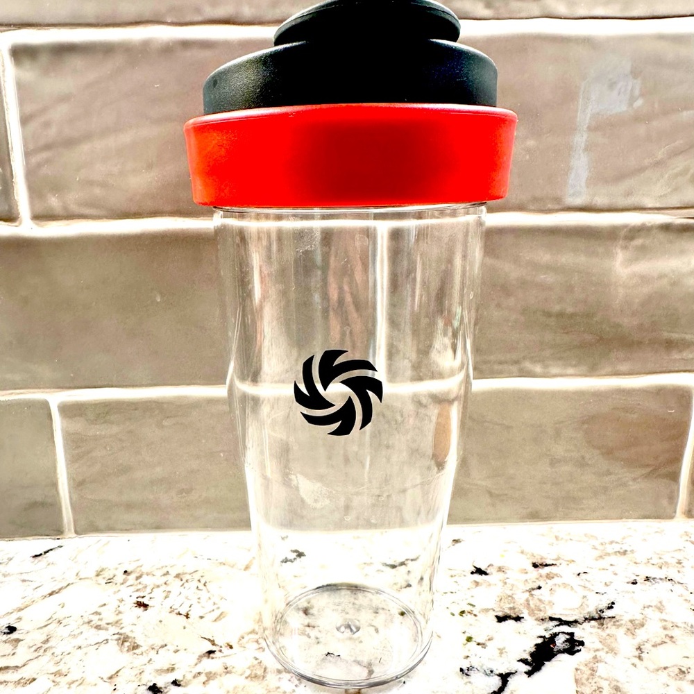 VITAMIX 20 Ounce Clear Tumbler -New